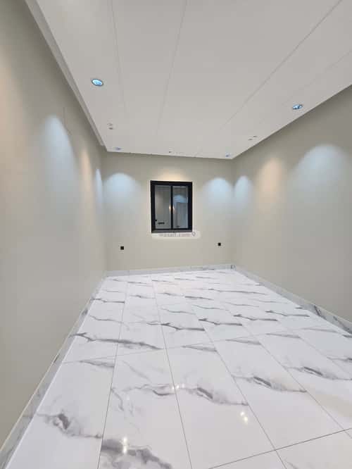 فيلا 294.84 متر مربع غربية على شارع 20م النور، خميس مشيط