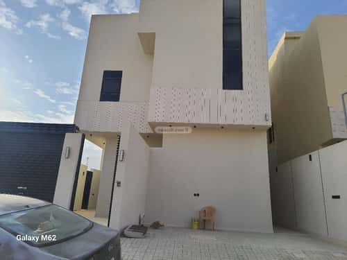 Floor 206 SQM with 4 Bedrooms Dahiat Namar, West Riyadh, Riyadh