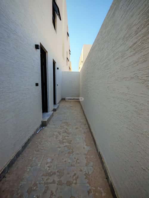 5 bedroom floor in Al Yarmouk