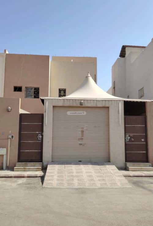 فيلا 250 متر مربع غربية على شارع 20م الدار البيضاء، جنوب الرياض، الرياض