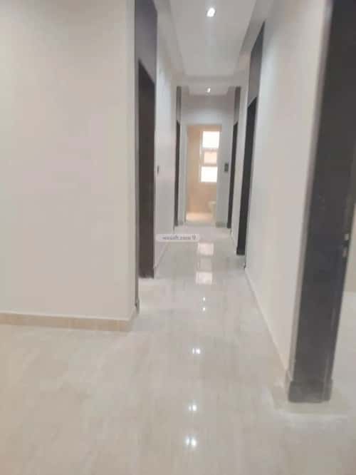 Apartment with 5 Bedrooms Al Noor, Aldammam