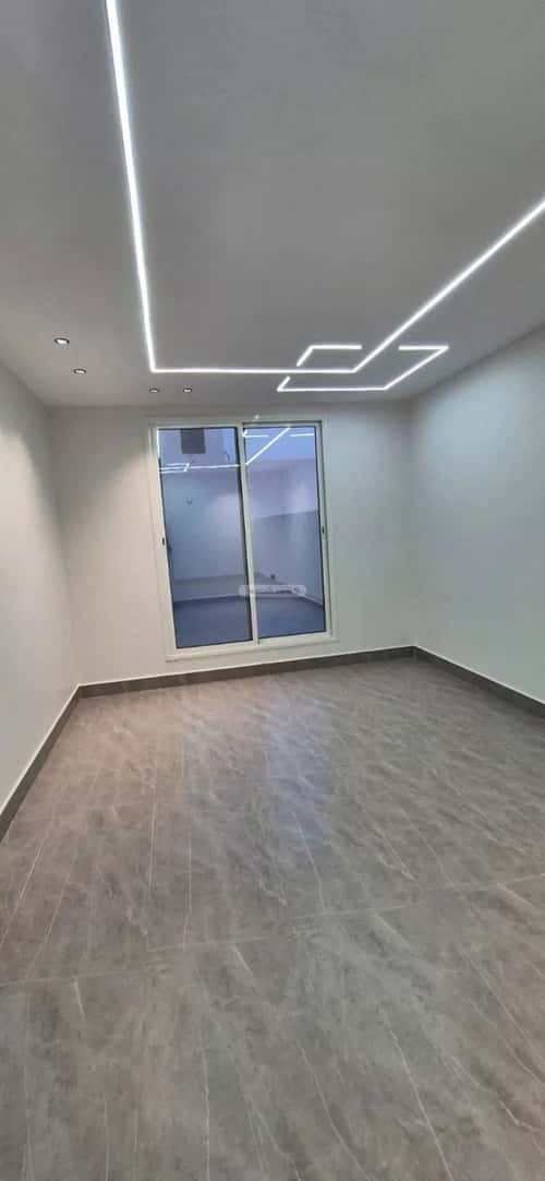 Apartment with 4 Bedrooms King Fahad Dist, Aldammam