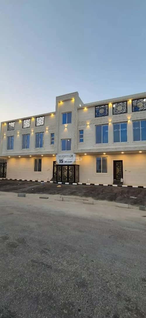 Apartment with 4 Bedrooms King Fahad Dist, Aldammam