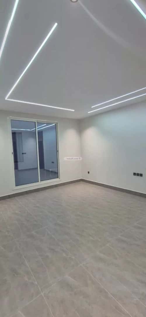 Apartment with 4 Bedrooms King Fahad Dist, Aldammam