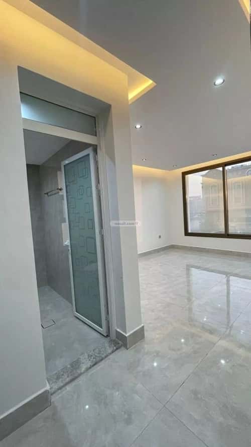 Apartment with 4 Bedrooms Al Jawhrah, Aldammam
