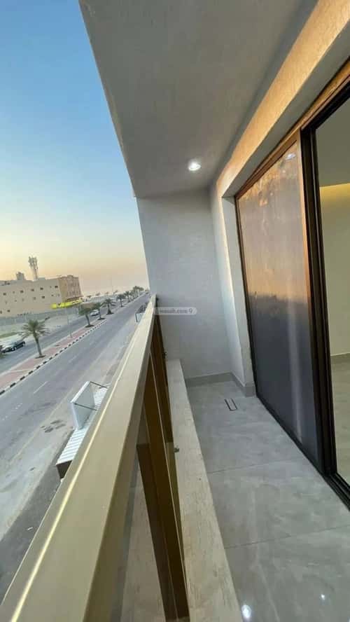 Apartment with 4 bedrooms الجوهرة، الدمام