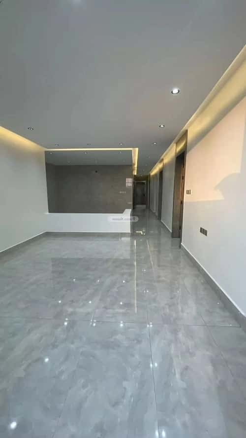 Apartment with 4 Bedrooms Al Jawhrah, Aldammam