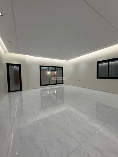 شقة 4 غرف في النزهة