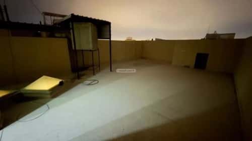 فيلا 200 متر مربع شرقية على شارع 15م العريجاء الغربي، غرب الرياض، الرياض