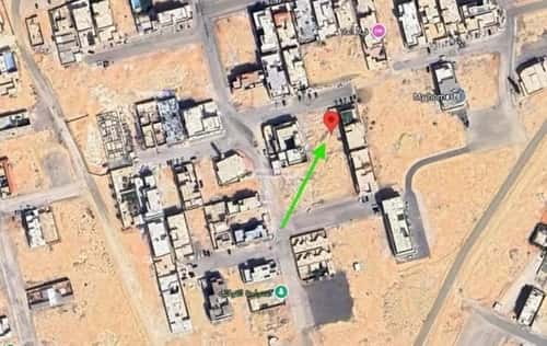 أرض 702 متر مربع شمالية على شارع 22م ظهره العودة غرب، الدرعية