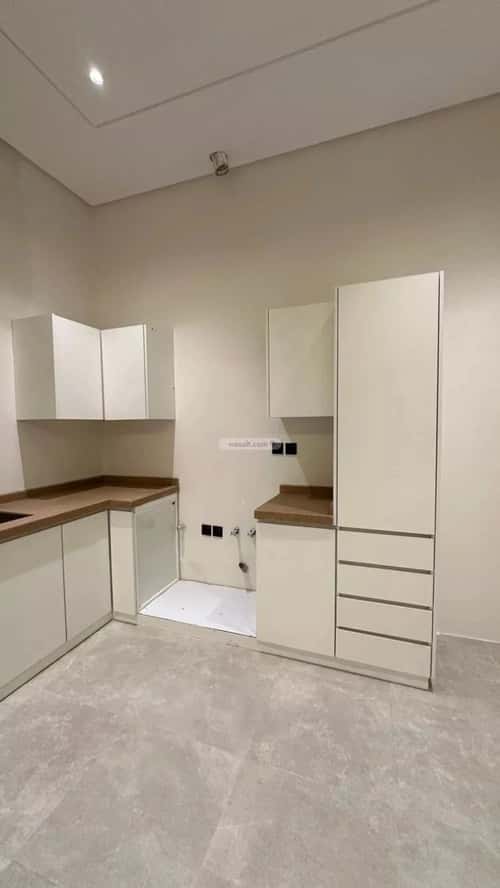 شقة 4 غرف في الرمال