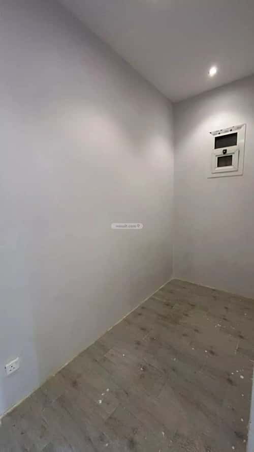 دور 300 متر مربع ب 5 غرف المونسية، شرق الرياض، الرياض