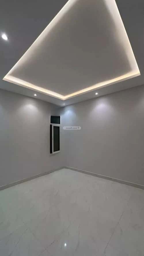 Floor 300 SQM with 5 Bedrooms Al-Muanisiyah, East Riyadh, Riyadh