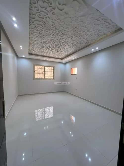 Floor 121 SQM with 5 Bedrooms Al-Muanisiyah, East Riyadh, Riyadh