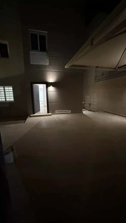 فيلا 250 متر مربع واجهة غربية ب 7 غرف مطار الملك خالد الدولي، شمال الرياض، الرياض