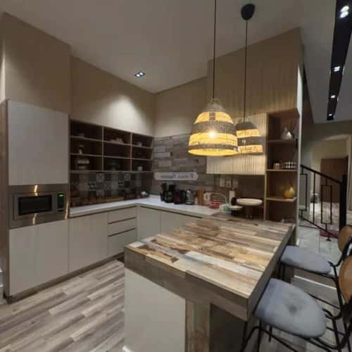 فيلا 550 متر مربع واجهة شمالية ب 7 غرف العزيزية، جنوب الرياض، الرياض