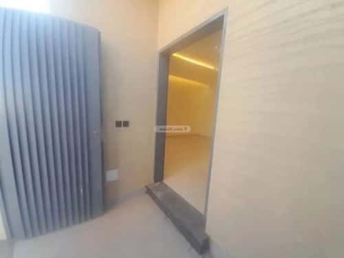 فيلا 200 متر مربع غربية على شارع 15م ظهرة لبن، غرب الرياض، الرياض