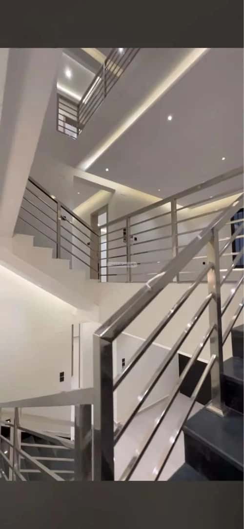 فيلا 350 متر مربع شمالية على شارع 15م شكر، خميس مشيط