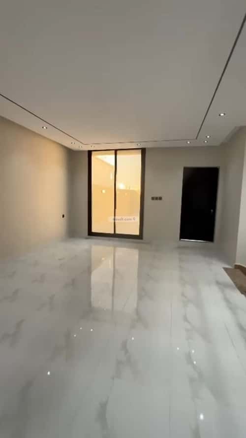 Villa 318 SQM Facing East with 8 Bedrooms Al Rahmanyah, East Jeddah, Jeddah