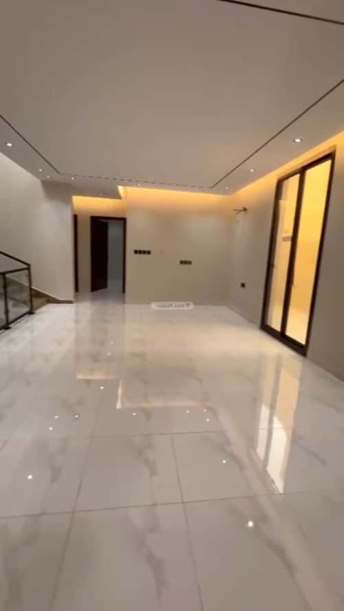 Villa 318 SQM Facing East with 8 Bedrooms Al Rahmanyah, East Jeddah, Jeddah