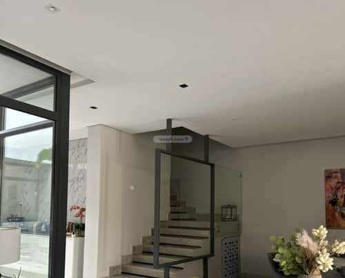 فيلا 280 متر مربع جنوبية على شارع 15م العارض، شمال الرياض، الرياض