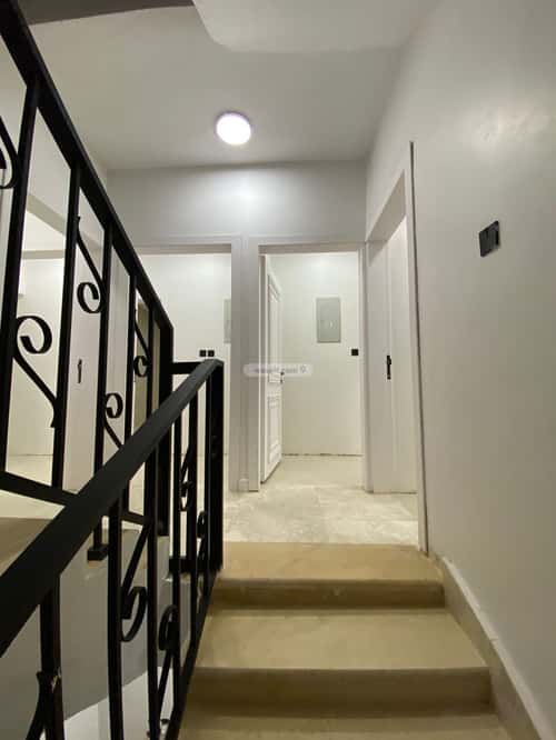 فيلا 450 متر مربع جنوبية غربية على شارع 15م طويق، غرب الرياض، الرياض