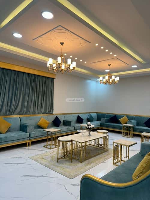 فيلا 600 متر مربع جنوبية على شارع 18م الشعلة، الدمام