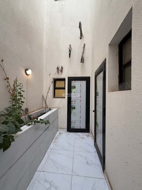 فيلا 230 متر مربع شمالية على شارع 16م السكب، المدينة المنورة