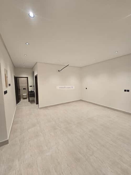 Villa 223 SQM facing East on 15m width street المروج، أبها