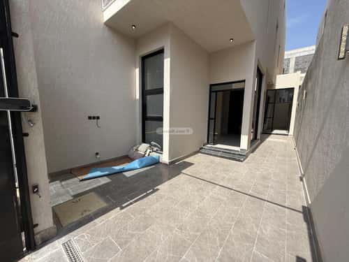 4 bedroom floor in Qurtubah