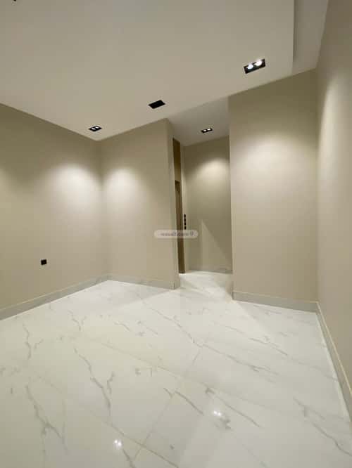 Floor 127 SQM with 5 Bedrooms Ghirnatah, East Riyadh, Riyadh