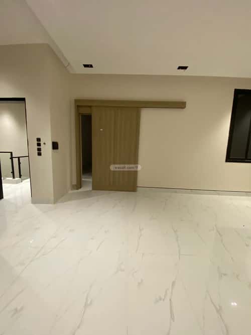 Floor 127 SQM with 5 bedrooms غرناطة، شرق الرياض، الرياض