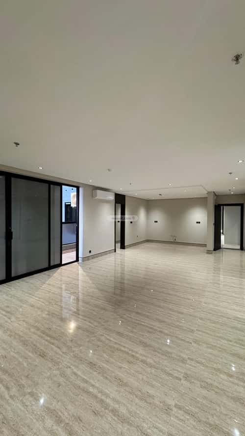 Apartment with 3 Bedrooms King Fahad Dist, Aldammam