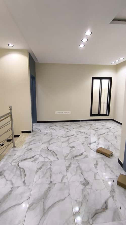 Floor 228 SQM with 4 bedrooms بدر، جنوب الرياض، الرياض