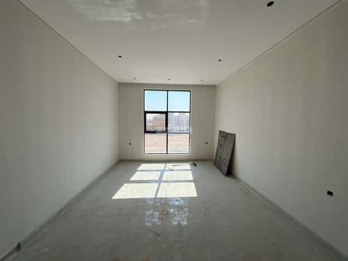 Floor 177.82 SQM with 5 Bedrooms Al-Maizaliyah, East Riyadh, Riyadh