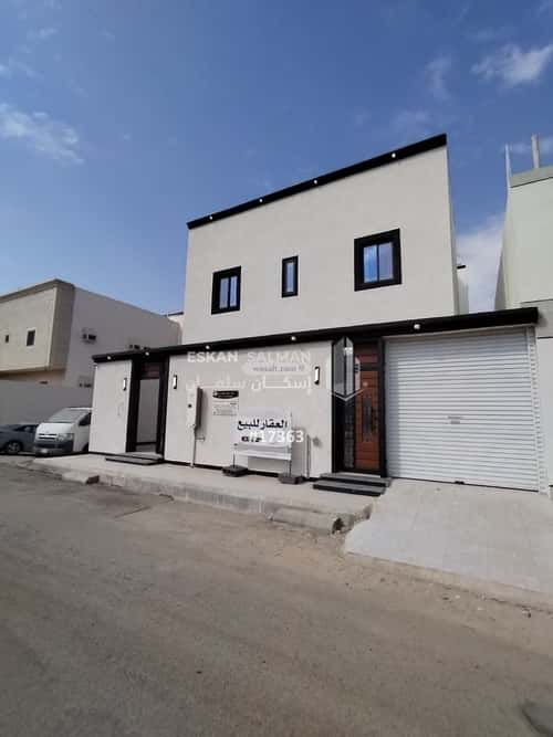 فيلا 240 متر مربع جنوبية على شارع 10م المدينة الصناعية، المدينة المنورة