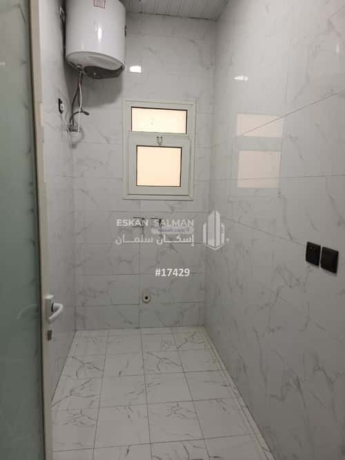 شقة ب 5 غرف Ishbiliyah - Al Jubail, Jubail