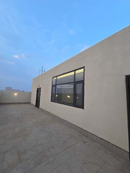 Villa 417.97 SQM Facing South on 15m Width Street The Peace, Samith