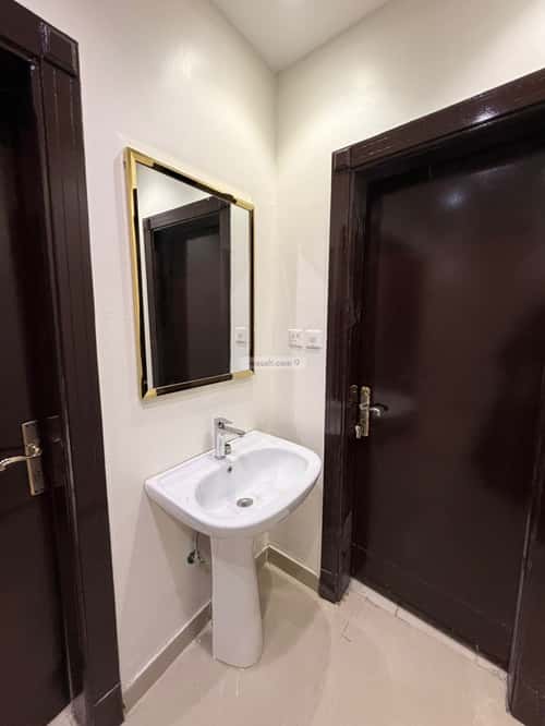 Floor 325 SQM with 6 Bedrooms Al-Hazm, West Riyadh, Riyadh