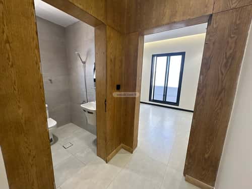 4 bedroom floor in Al Janadriyah