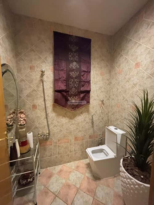 فيلا 780 متر مربع جنوبية على شارع 15م الوادي، شمال الرياض، الرياض