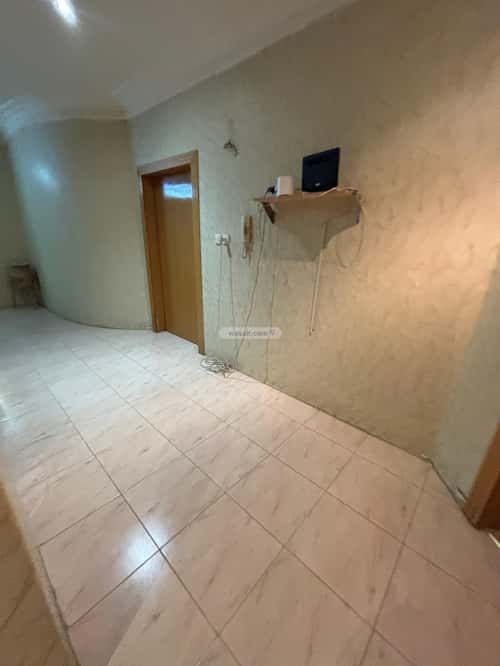 فيلا 780 متر مربع جنوبية على شارع 15م الوادي، شمال الرياض، الرياض