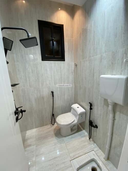 Apartment with 6 Bedrooms Al-Yarmouk, Khamis Mushait