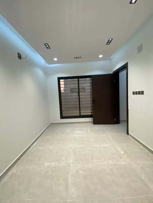 Villa 200 SQM Facing North on 15m Width Street Middle Al-Uraija, West Riyadh, Riyadh