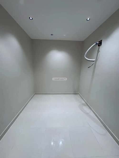 Apartment with 5 Bedrooms Al-Iskan, Samith