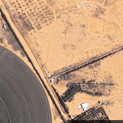 أرض 47640 متر مربع غربية على شارع 30م بقعاء الشرقية(سهلة الفزير)، بقعاء