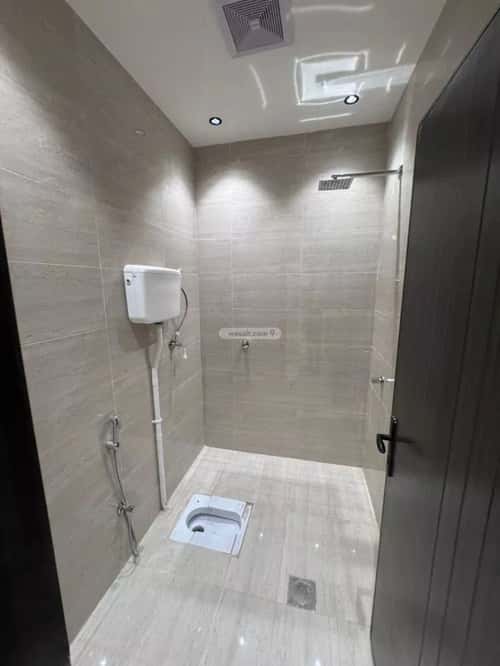 Apartment with 5 bedrooms الإسكان، صامطة