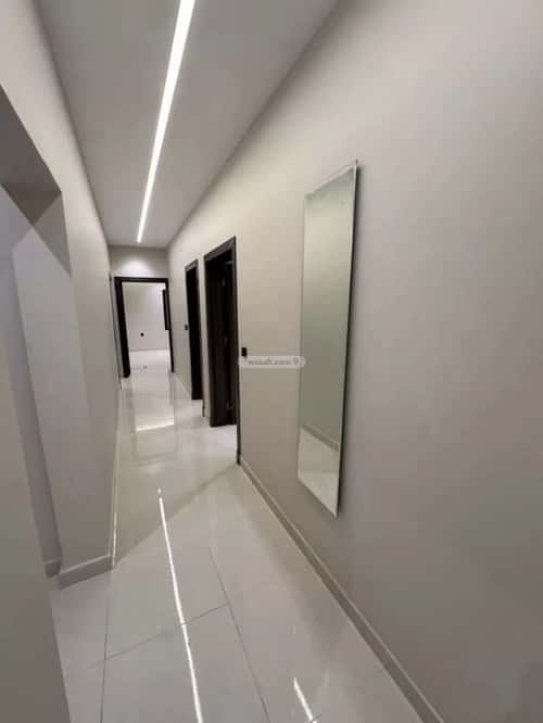 Apartment with 5 Bedrooms Al-Iskan, Samith