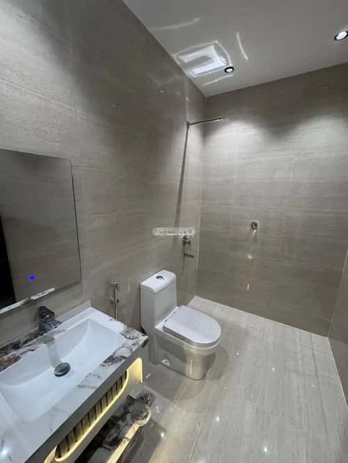 Apartment with 5 bedrooms الإسكان، صامطة