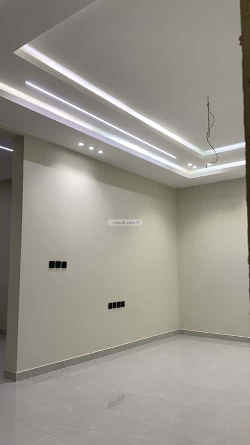 Villa 302 SQM facing South on 16m width street الشعلة، الدمام
